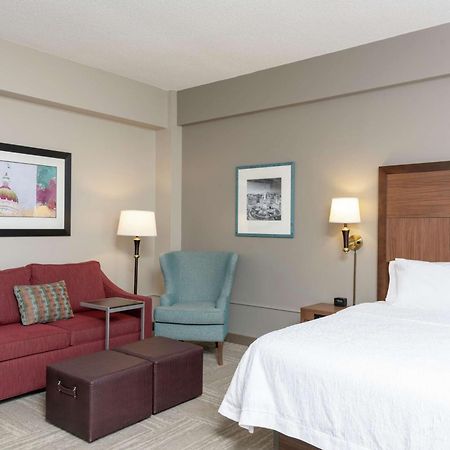 Hampton Inn Indianapolis Downtown Across From Circle Centre Экстерьер фото
