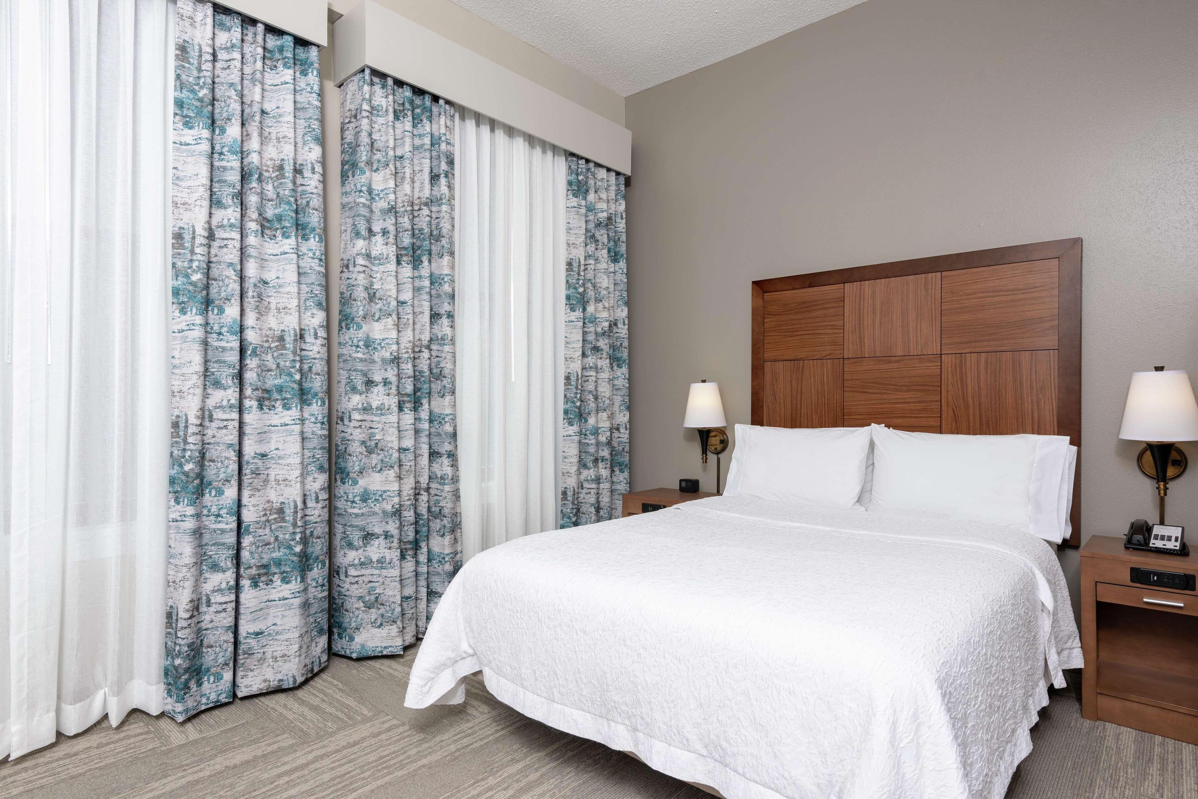 Hampton Inn Indianapolis Downtown Across From Circle Centre Номер фото