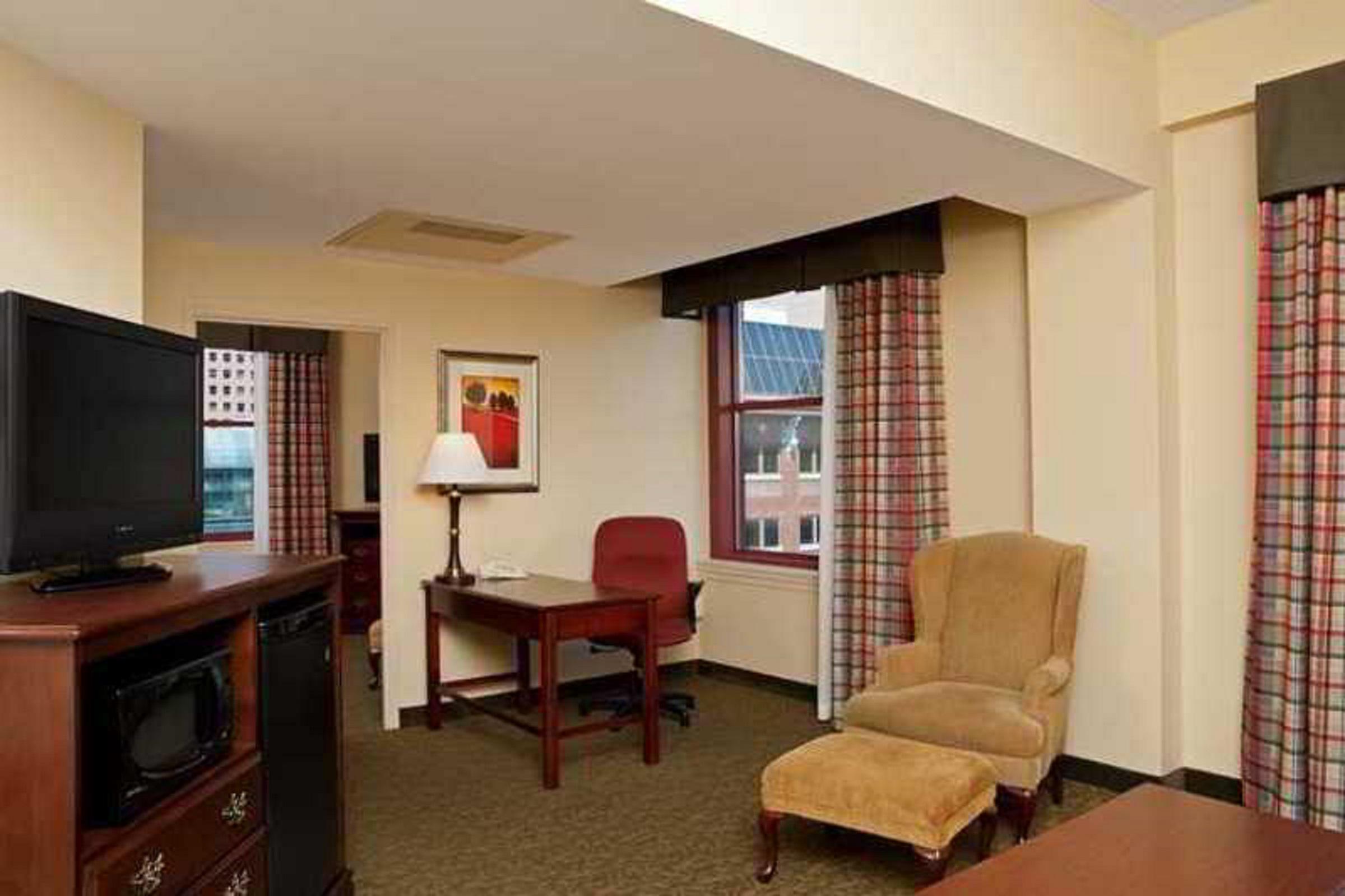 Hampton Inn Indianapolis Downtown Across From Circle Centre Экстерьер фото