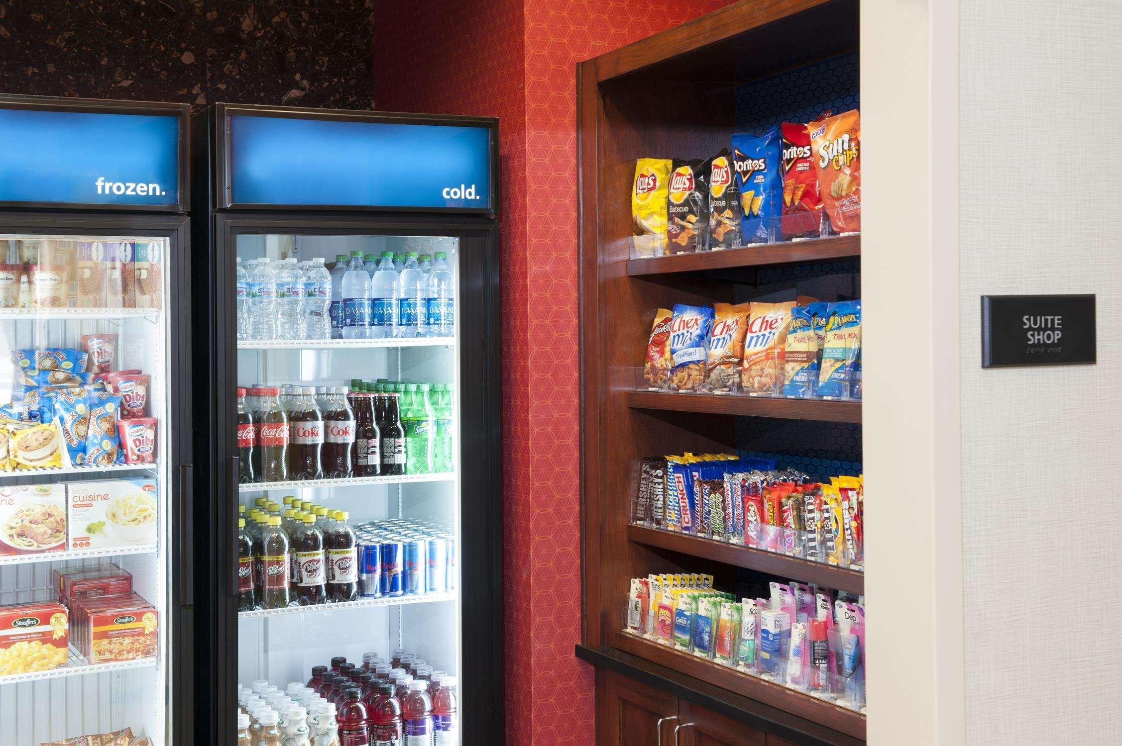 Hampton Inn Indianapolis Downtown Across From Circle Centre Удобства фото