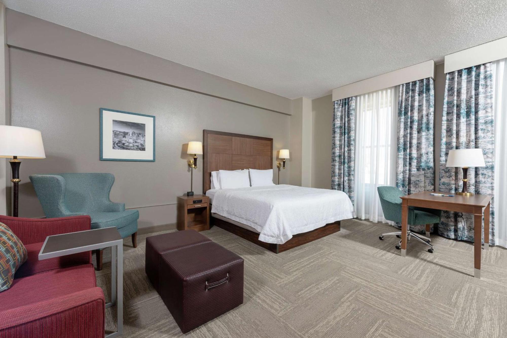 Hampton Inn Indianapolis Downtown Across From Circle Centre Экстерьер фото