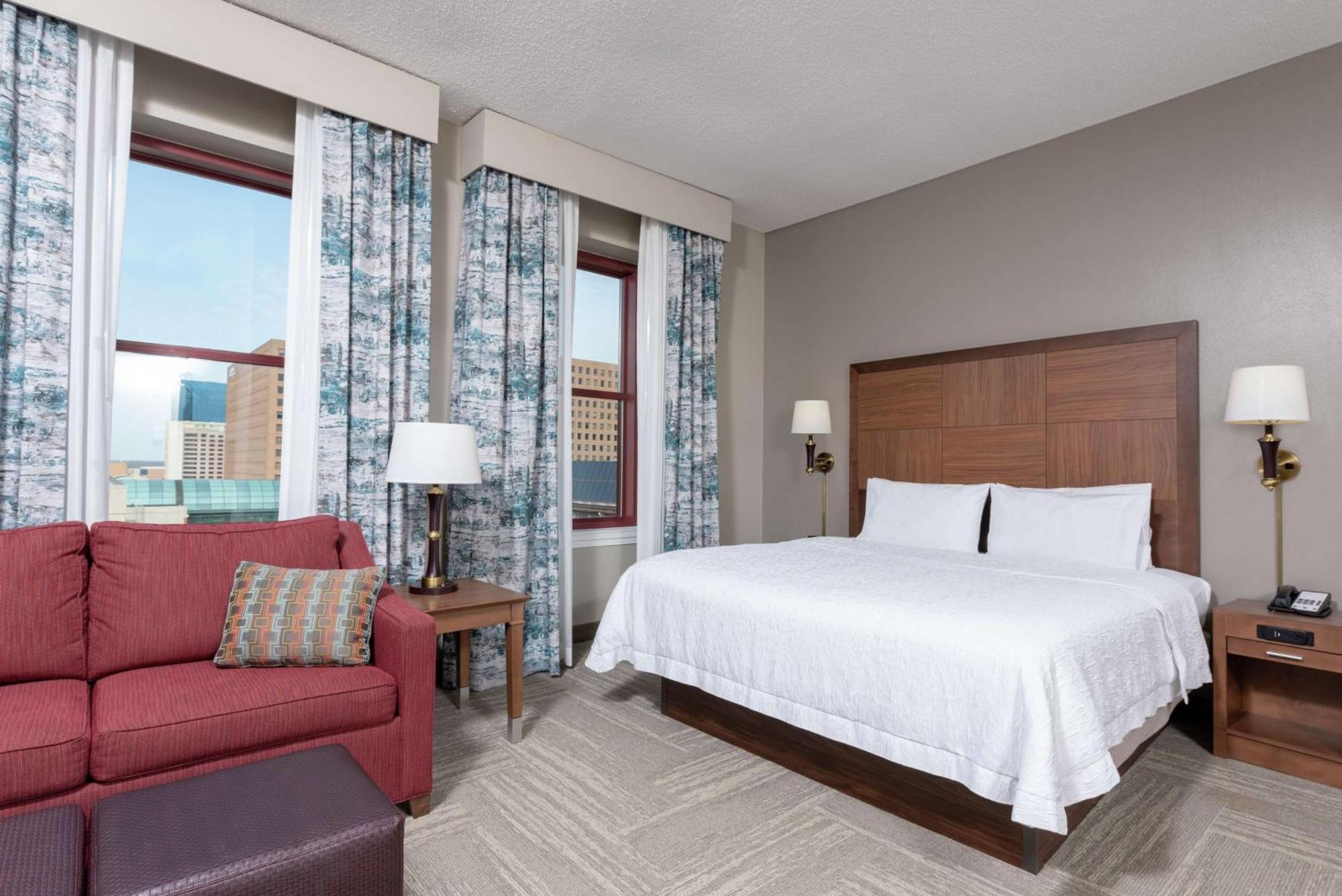 Hampton Inn Indianapolis Downtown Across From Circle Centre Экстерьер фото